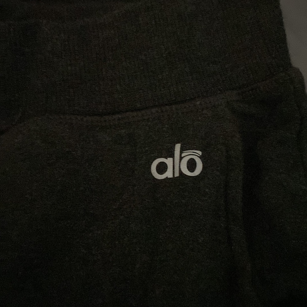 Alo - Picture 9 of 12